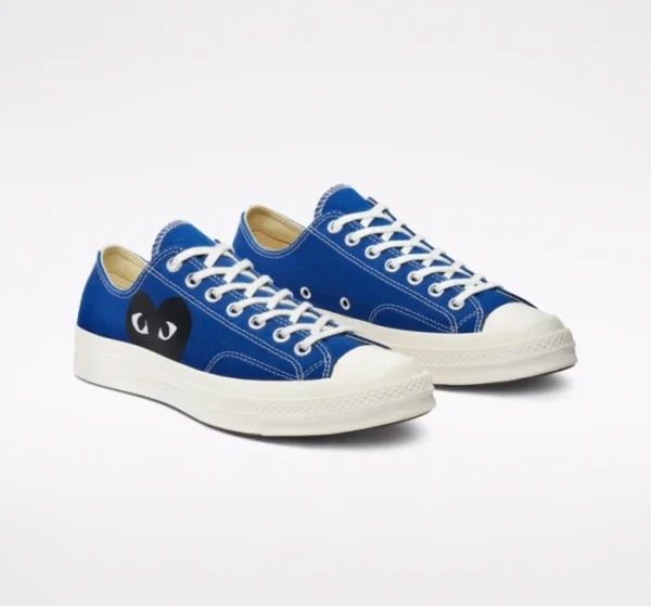 Style tips with Comme des Garçons Converse shoes